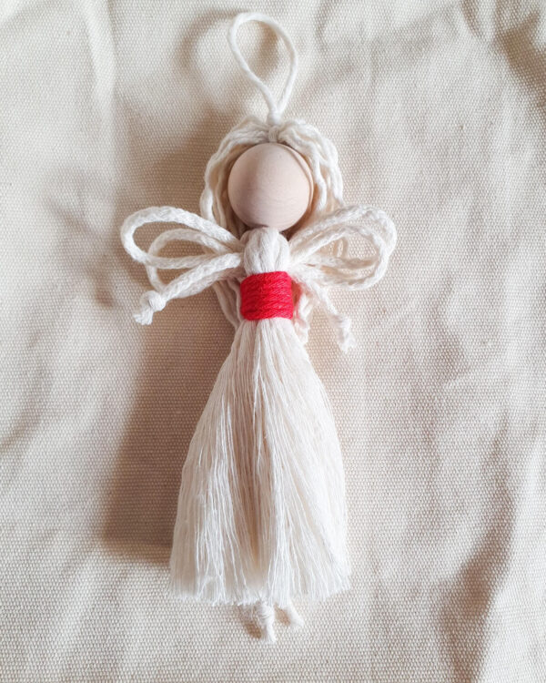 Mały anioł ze sznurka - wersja świąteczna